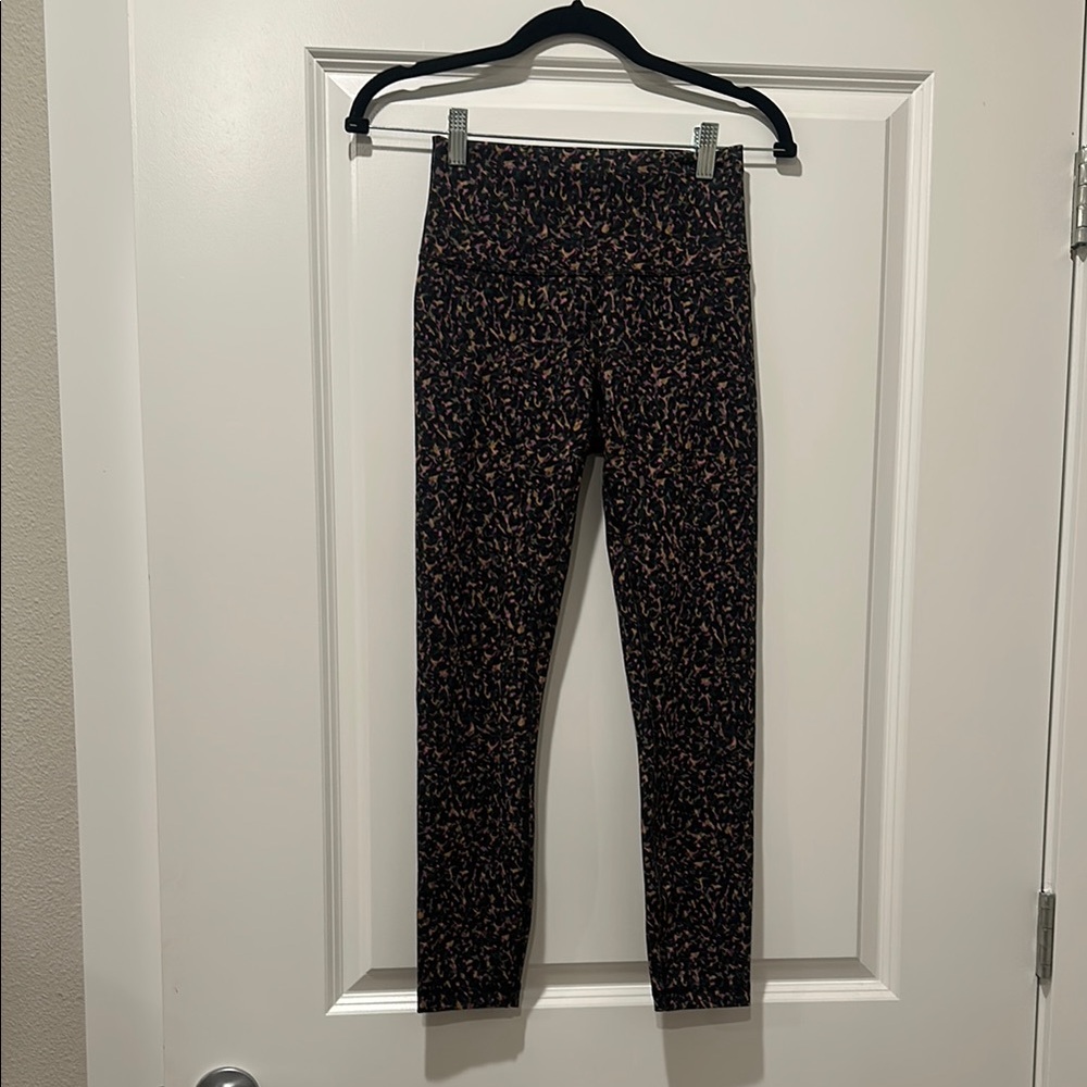 Lululemon Wunder Train High Rise Tight 25”
